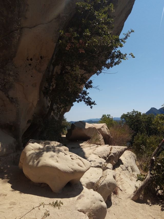 Le Grotte Scolpite dal Vento