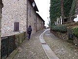Un Anello tra Vigneti e Castelli
