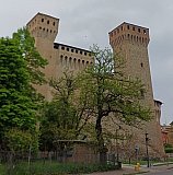 Passeggiata tra i ciliegi in fiore