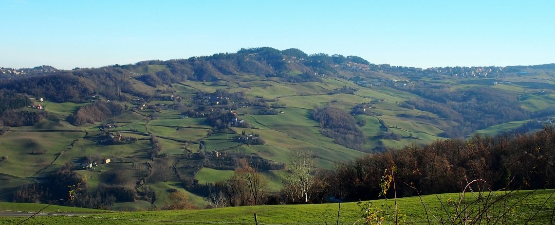PC100143